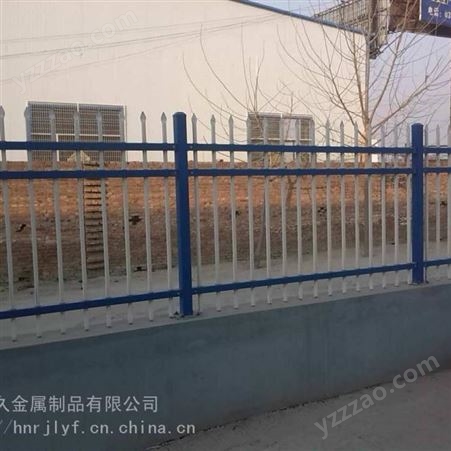 漯河围墙栏杆 小区别墅工地栅栏 蓝白工地围墙护栏 漯河护栏
