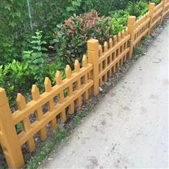 仿木栏杆防护栏 - 仿木栏杆工程 成都宏泰来 款式丰富不易腐蚀
