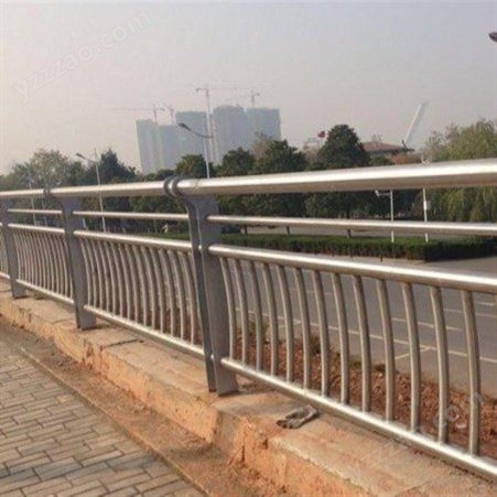  桥梁护栏 人行道栏杆 不锈钢防腐蚀桥梁护栏定制 拉瑞斯